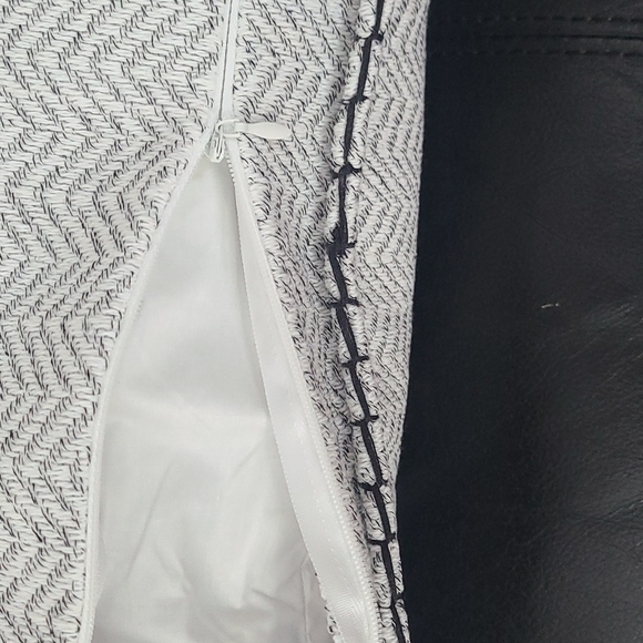 Sonoma Feather Accent Throw Pillow. 20 x 20. NWT. Gray/White/ Black - Picture 4 of 4